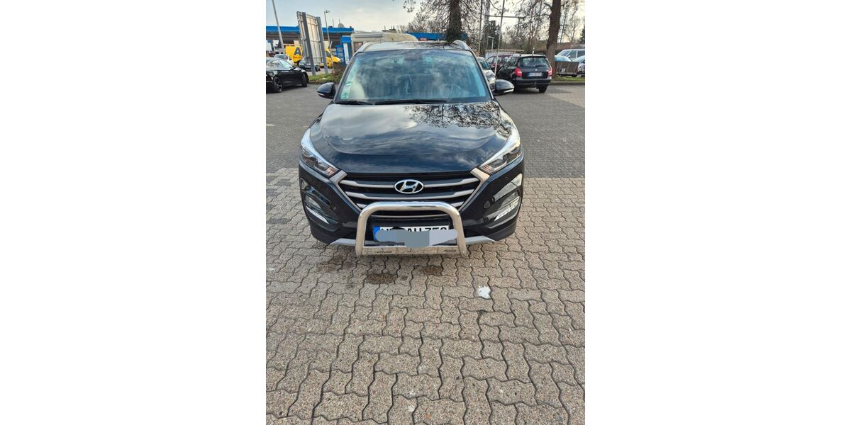 Hyundai TUCSON 83.000 km 14.500 &euro; Bremen 28237