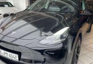 Tesla Model Y 49.500 km 33.499 &euro; Bremen 28201