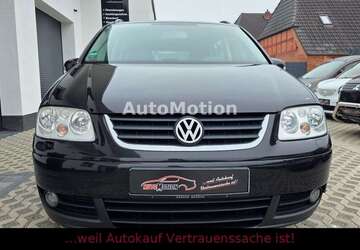 VW Touran 279.000 km 2.390 &euro; Langwedel 27299