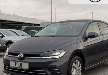 VW Polo 1.100 km 25.490 &euro; Bremen 28757