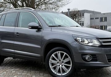 VW Tiguan 171.000 km 12.290 &euro; Bremen 28329