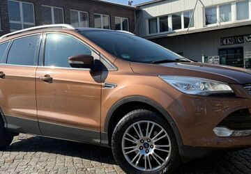 Ford Kuga 95.000 km 9.990 &euro; Bremen 28329