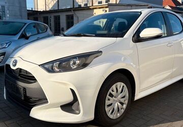 Toyota Yaris 106.000 km 13.990 &euro; Bremen 28325