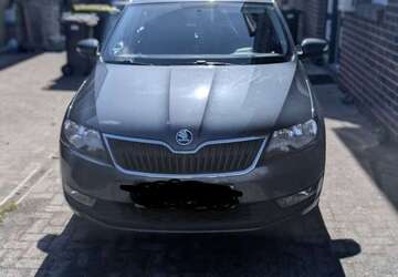 Skoda Rapid/Spaceback 65.000 km 10.990 &euro; Delmenhorst 27753