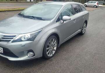 Toyota Avensis 138.000 km 8.500 &euro; Bremen 28717