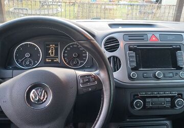VW Tiguan 98.589 km 10.000 &euro; Bremen 28757