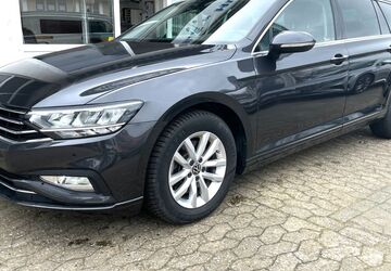 VW Passat Variant 50.400 km 23.800 &euro; Bremen 28259