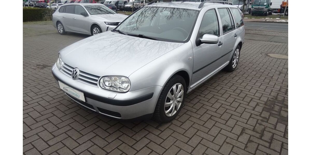VW Golf 181.000 km 2.899 &euro; Achim 28832