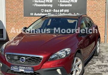 Volvo V40 Cross Country 129.000 km 10.499 &euro; Stuhr 28816