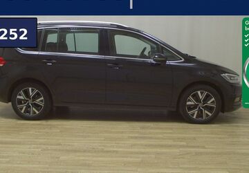 VW Touran 144.056 km 19.780 &euro; Bremen / Arsten 28279