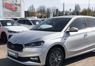 Skoda Fabia 9.795 km 19.450 &euro; Bremen 28201