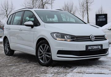 VW Touran 64.422 km 21.999 &euro; Delmenhorst 27751