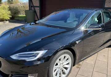 Tesla Model S 55.500 km 36.900 &euro; Ganderkesee 27777