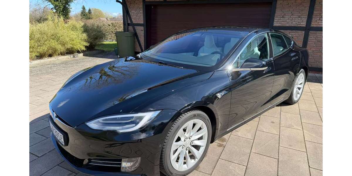 Tesla Model S 55.500 km 36.900 &euro; Ganderkesee 27777