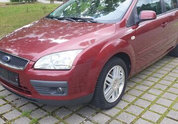 Ford Focus 159.000 km 2.850 &euro; Bremen 28309