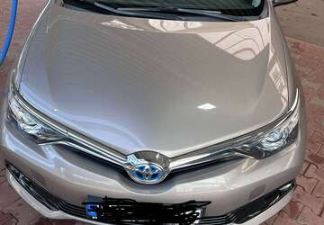 Toyota Auris 104.232 km 14.450 &euro; Bremen 28719