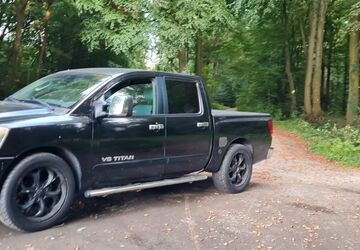 Nissan Titan 93.000 km 8.900 &euro; Bremen 26624