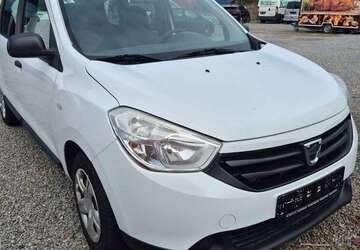 Dacia Lodgy 153.175 km 6.990 &euro; Achim 28832