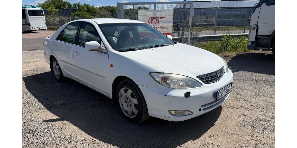 Toyota Camry 285.000 km 2.590 &euro; Sottrum 27367