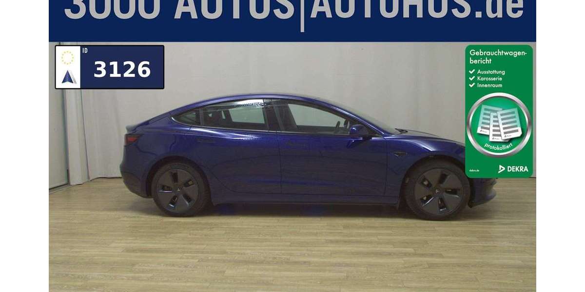 Tesla Model 3 49.745 km 24.480 &euro; Bremen 28279