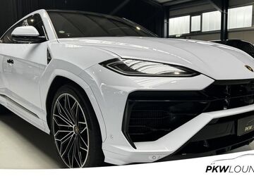 Lamborghini Urus 29.006 km 277.900 &euro; Grasberg 28879