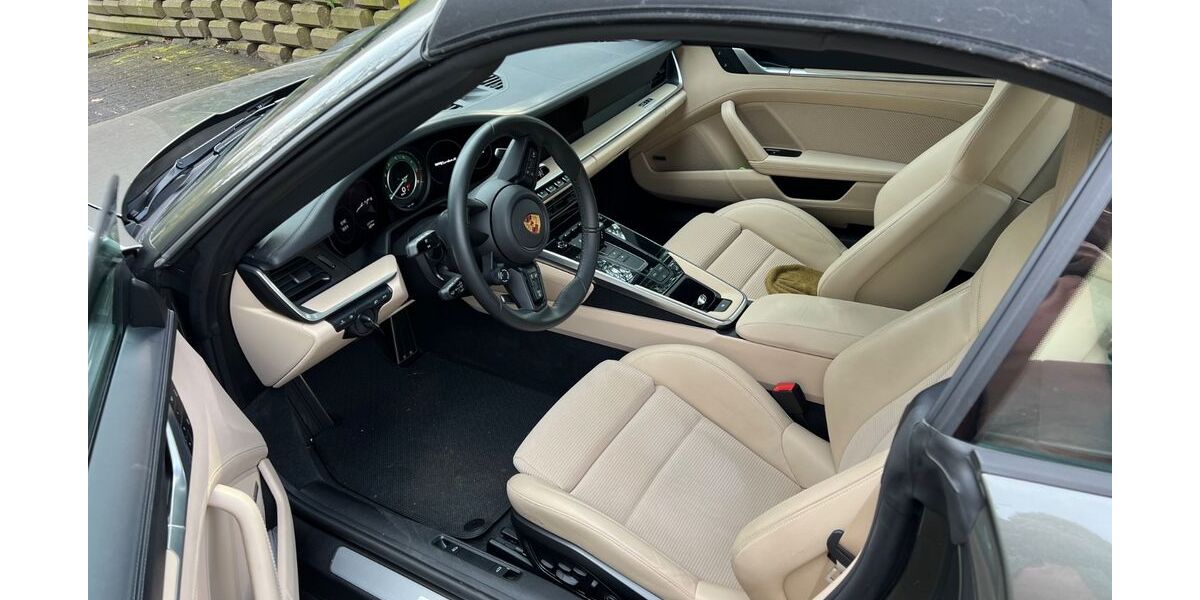 Porsche 992 4.300 km 219.911 &euro; Bremen 28203