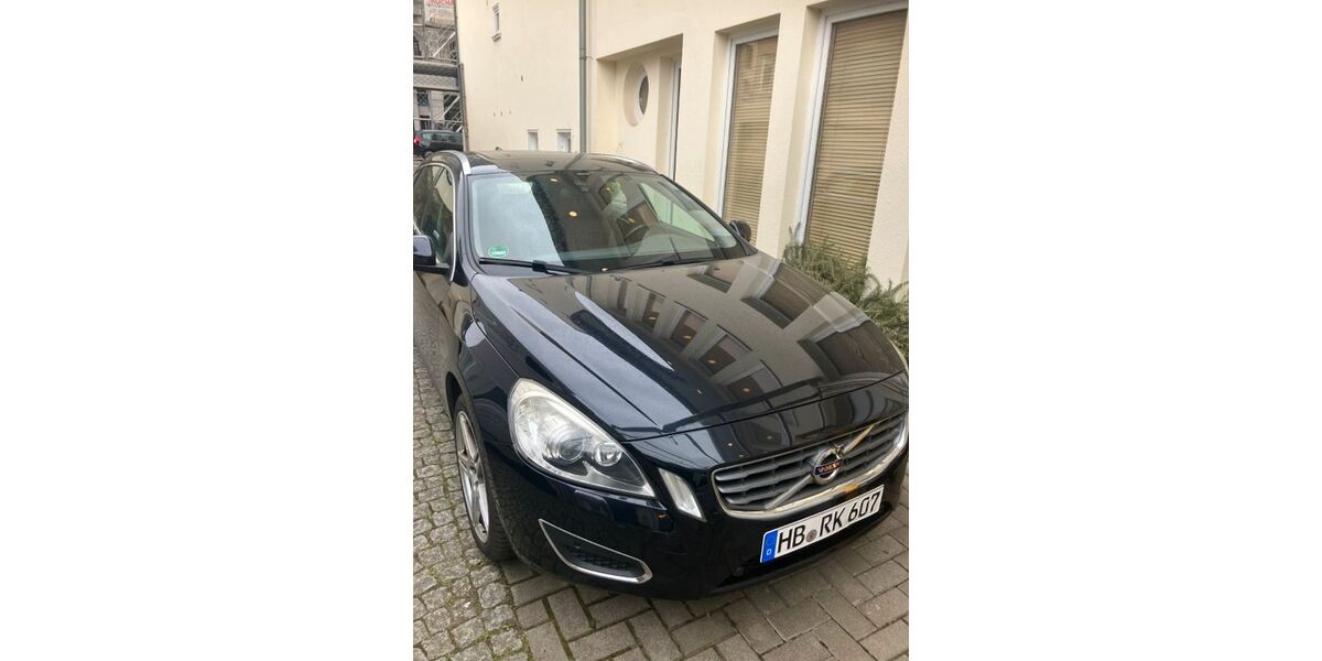Volvo V60 171.000 km 10.500 &euro; Bremen 28203