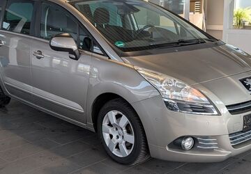 Peugeot 5008 174.601 km 4.450 &euro; Achim-Bierden 28832