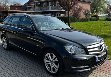 Mercedes-Benz C 200 238.000 km 8.500 &euro; Bremen 28259