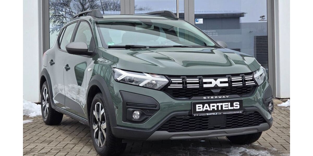 Dacia Sandero 65.000 km 16.540 &euro; Hude 27798