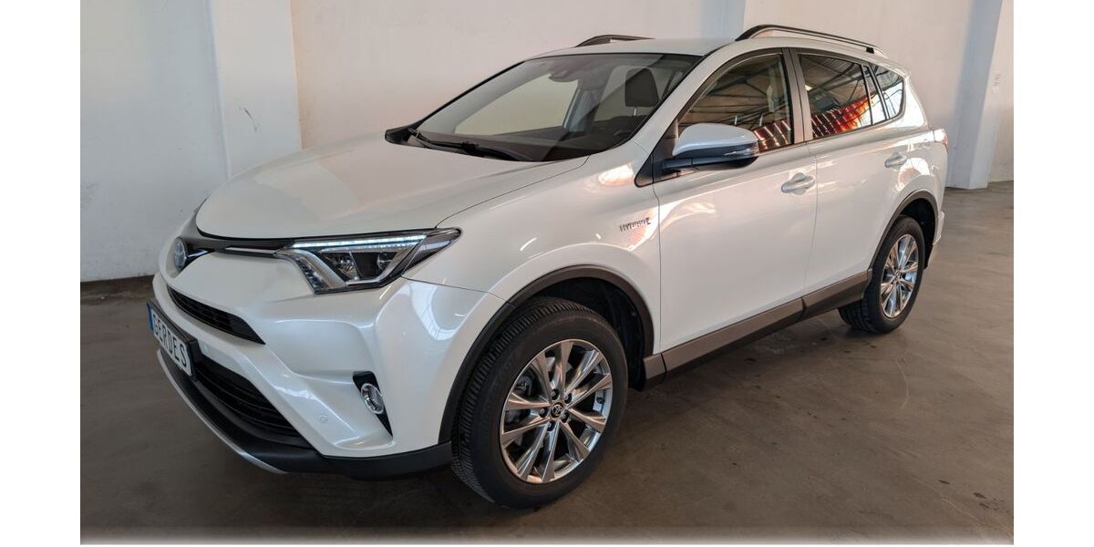 Toyota RAV 4 73.500 km 21.690 &euro; Delmenhorst 27751