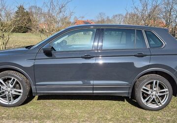 VW Tiguan 83.000 km 17.700 &euro; Blender 27337