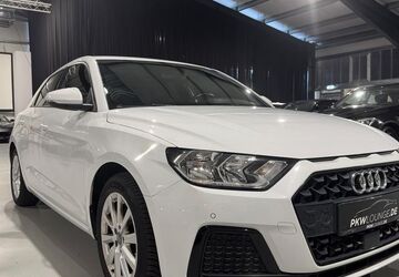 Audi A1 98.200 km 14.900 &euro; Grasberg 28879
