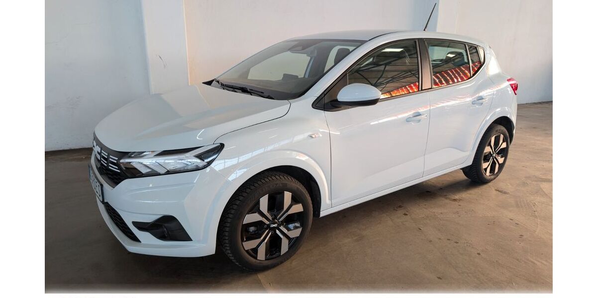 Dacia Sandero 5.800 km 15.990 &euro; Delmenhorst 27751