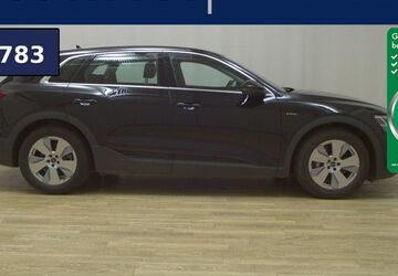 Audi e-tron 60.247 km 23.980 &euro; Bremen / Arsten 28279
