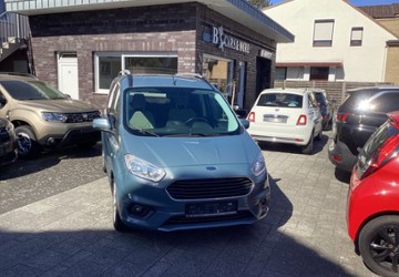 Ford Tourneo Courier 53.400 km 10.690 &euro; Bremen 28309