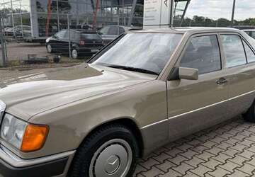 Mercedes-Benz 230 68.458 km 12.900 &euro; Achim - Uphusen 28832
