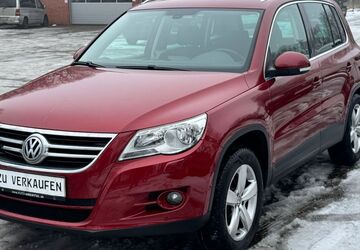 VW Tiguan 222.761 km 5.499 &euro; Delmenhorst 27751