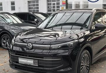 VW Tiguan 9.850 km 32.950 &euro; Delmenhorst 27751