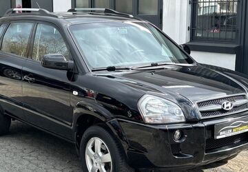Hyundai TUCSON 79.000 km 6.450 &euro; Bremen 28219