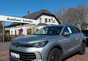 VW Tiguan 6.000 km 44.000 &euro; Elsfleth 26931