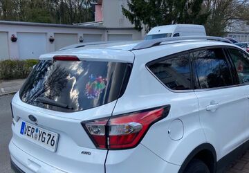 Ford Kuga 92.000 km 16.100 &euro; Bremen 28327