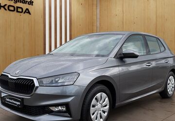 Skoda Fabia 9.800 km 17.290 &euro; Bremen 28357