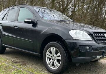 Mercedes-Benz ML 320 399.000 km 4.890 &euro; Bremen 28197