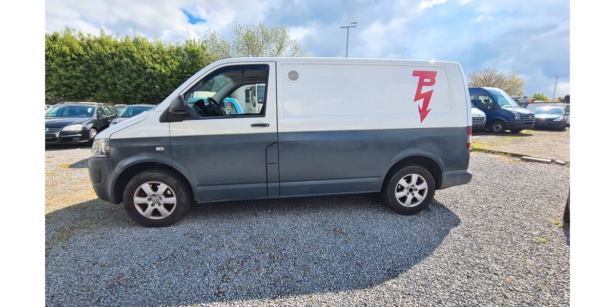 VW T5 Transporter 200.000 km 4.999 &euro; Achim 28832