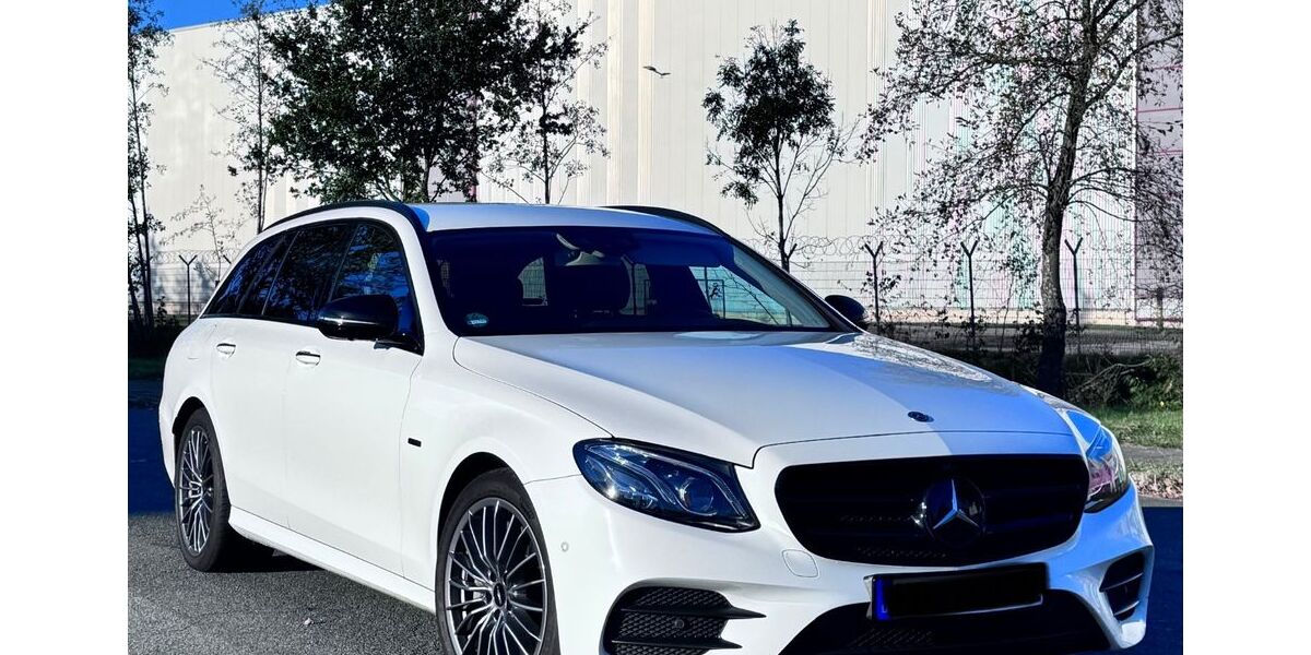 Mercedes-Benz E 300 117.000 km 24.900 &euro; Bremen 28355