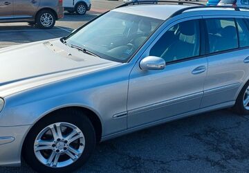 Mercedes-Benz E 220 249.000 km 2.990 &euro; Bremen 28277