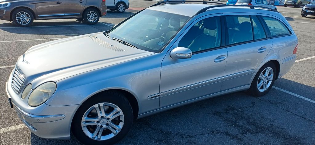 Mercedes-Benz E 220 249.000 km 2.990 &euro; Bremen 28277