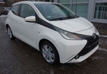 Toyota Aygo (X) 163.858 km 6.910 &euro; Bremen 28357